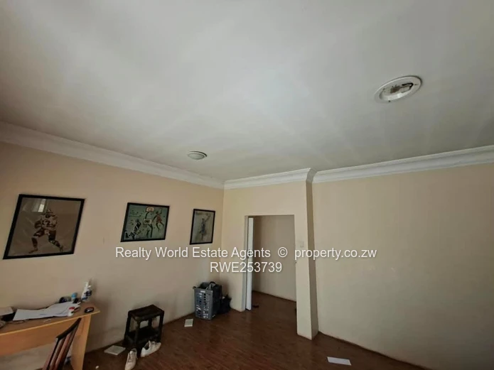 Helensvale Family Home for Sale