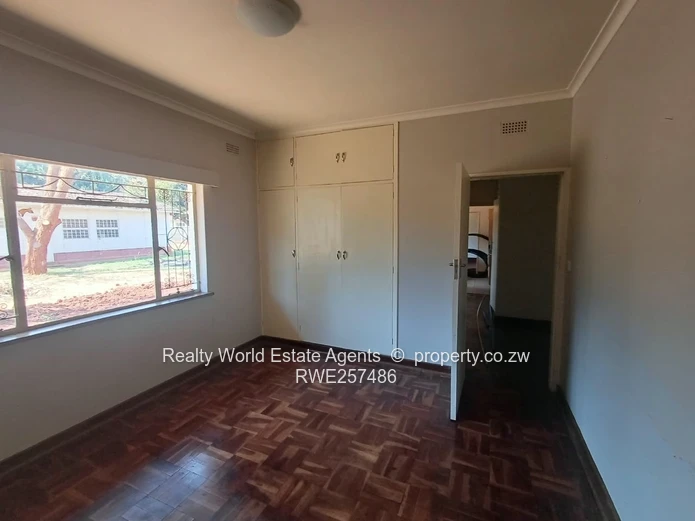 Groom Bridge House To Let Potential For Many Uses  
