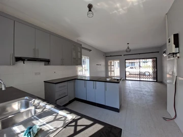 3 Bedroom Garden Flat