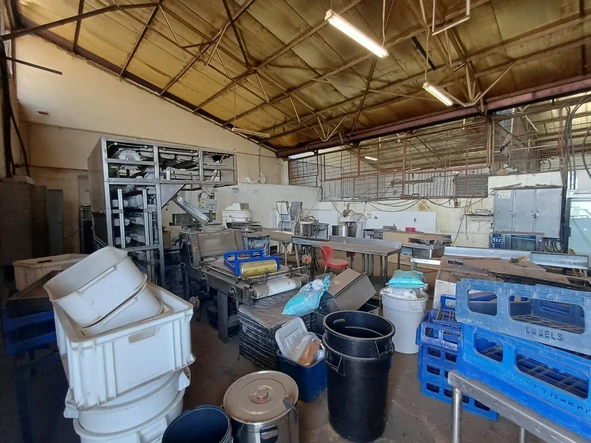 Warehouse & Factory