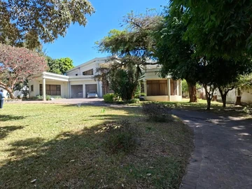 7 Bedroom House
