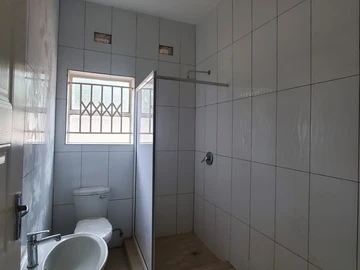 2 Bedroom Garden Flat