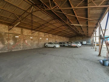 Warehouse & Factory