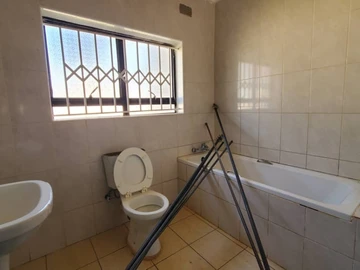 Meyrick Park Cluster Home To Let