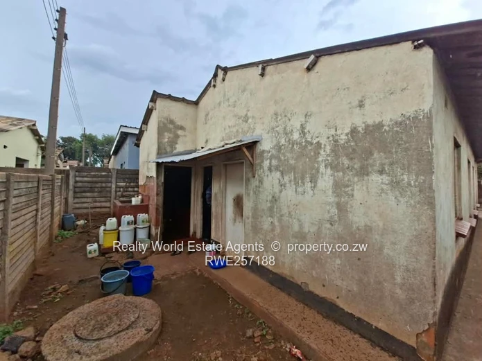 Warren Park House for Sale