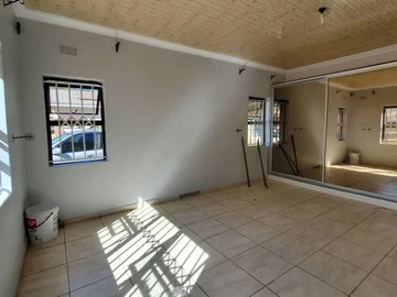 Meyrick Park Cluster Home To Let