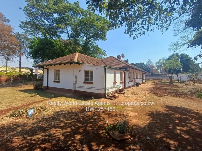Groom Bridge House To Let Potential For Many Uses  