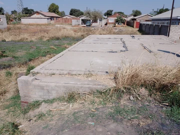 Chitungwiza stand For Sale