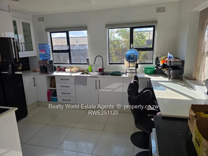 3 Beds House For Sale – Budiriro Cabs, Harare