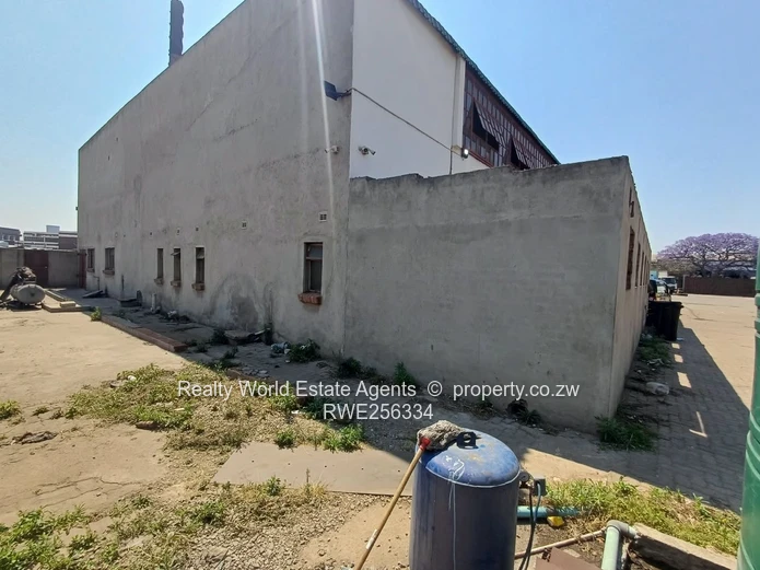 Southerton Warehouse Along Major Road For Sale 