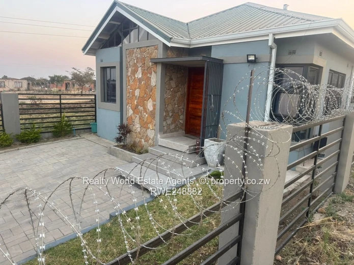 For Sale – Marwede Bungalows (Next to Glaudina, Bulawayo Road) 
