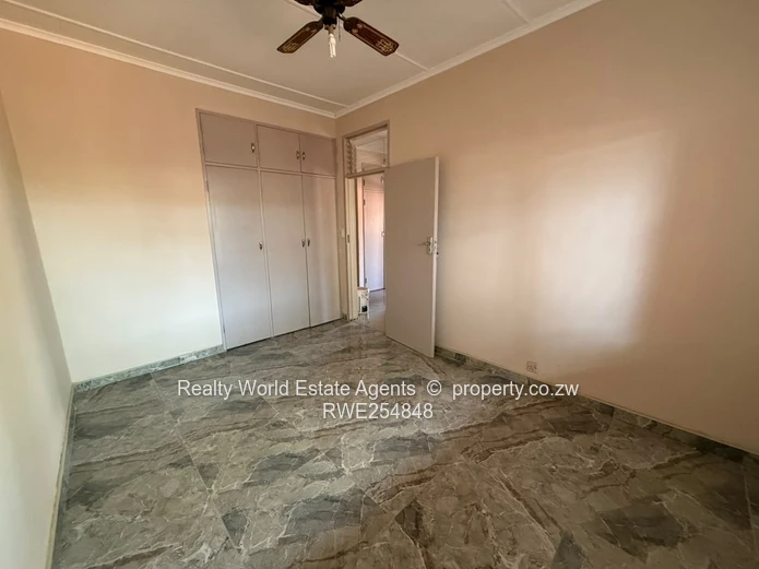 Paddonhurst House to Rent