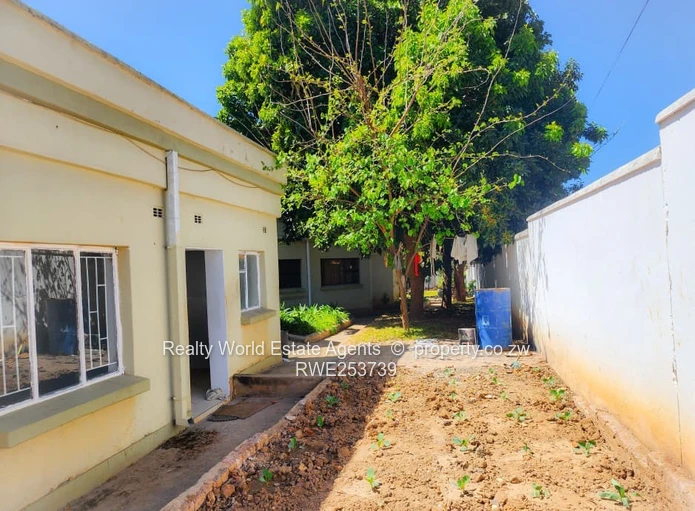 Helensvale Family Home for Sale
