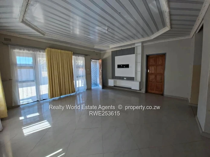 Ruwa Sebassa Park House for Sale