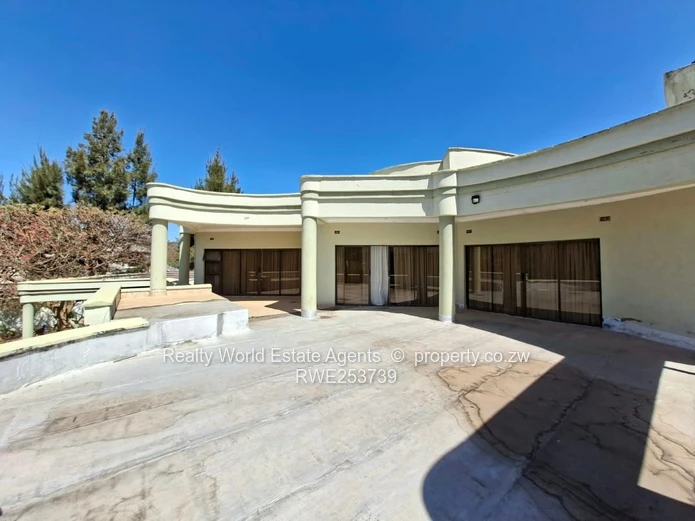 Helensvale Family Home for Sale