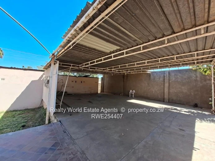 Avondale West House to Rent