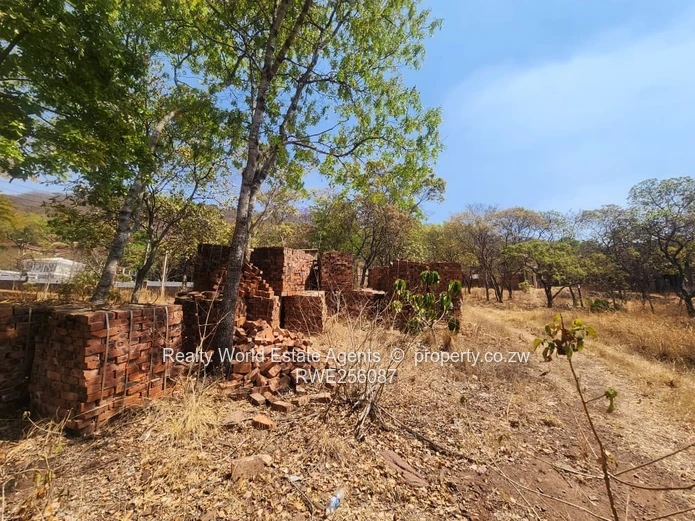 Hunyani Hills Stands - Lake Chivero